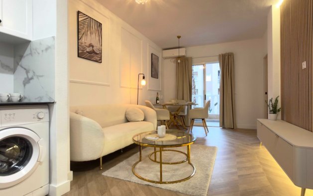 Apartamento / piso - Reventa - Torrevieja - Torrevieja