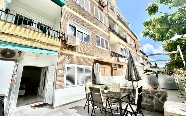 Apartment / flat - Resale - Orihuela Costa - La Zenia