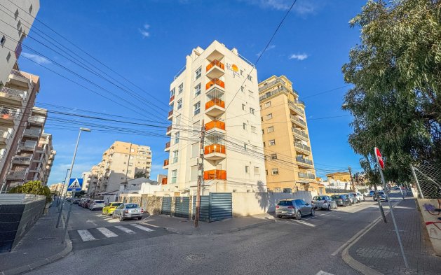 Apartment / flat - Resale - Torrevieja - Nueva Torrevieja