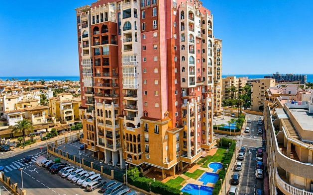 Apartment / flat - Resale - Torrevieja - Playa de los locos