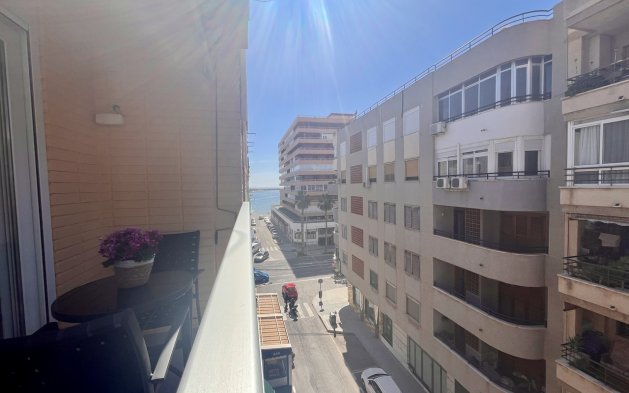 Apartment / flat - Resale - Torrevieja - Torrevieja
