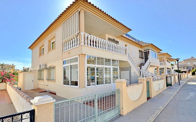 Appartement / flat - Herverkoop - Orihuela Costa - La Zenia
