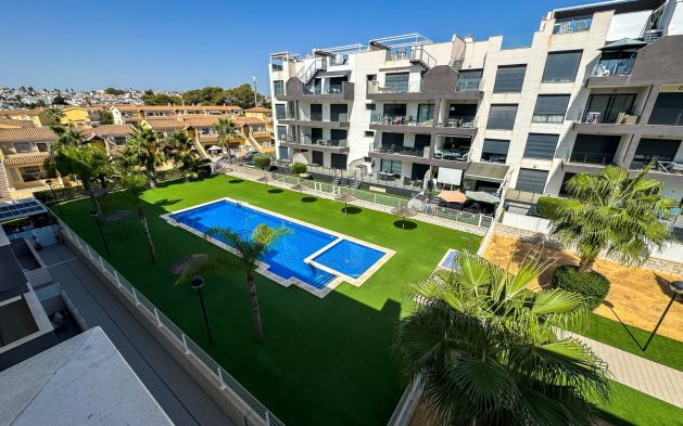 Appartement / flat - Herverkoop - Orihuela Costa - Villamartín