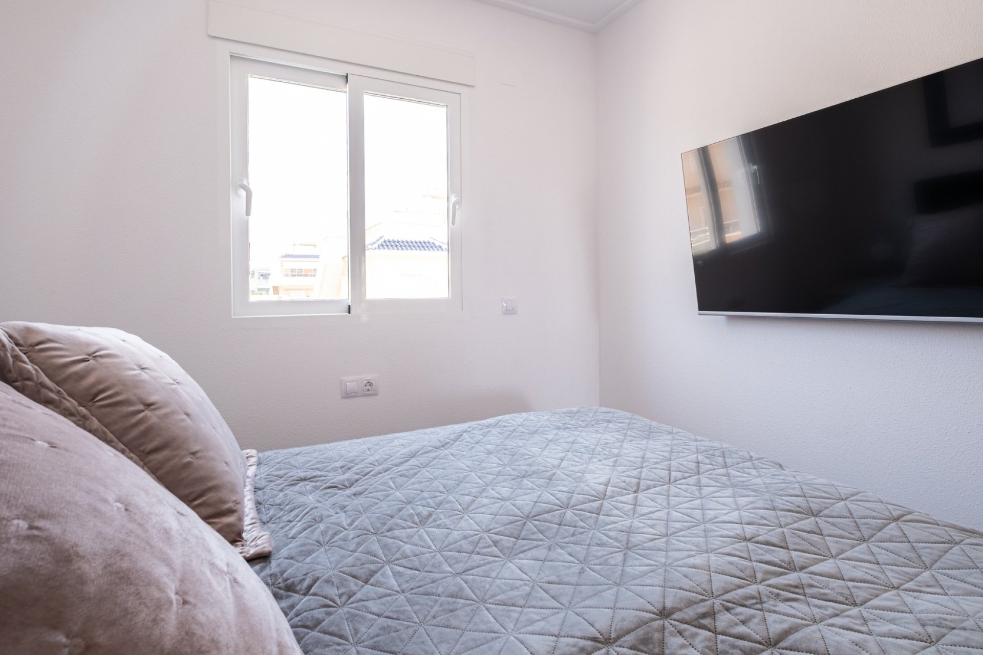 Återförsäljning - Bungalow - Orihuela Costa - Punta Prima