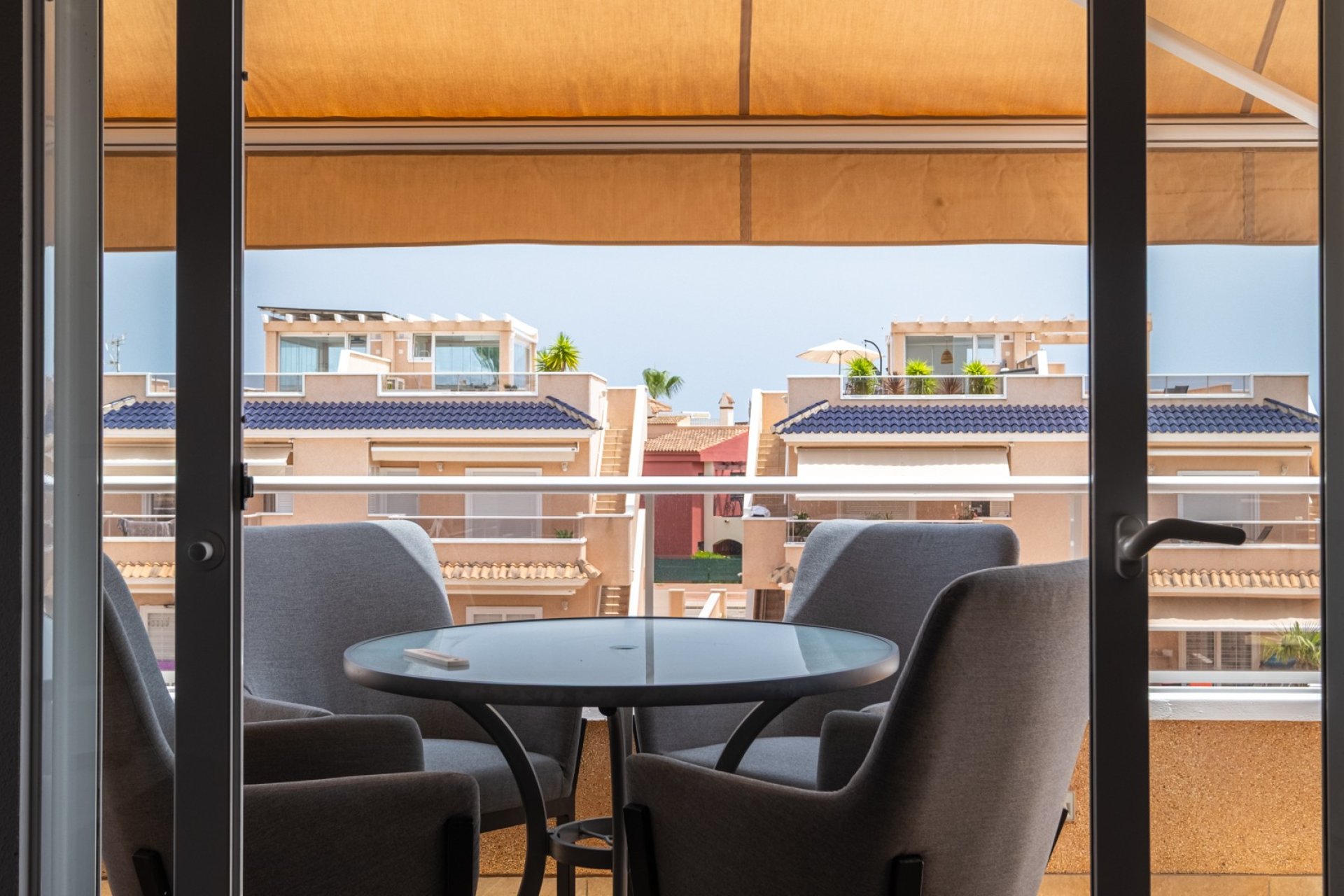 Återförsäljning - Bungalow - Orihuela Costa - Punta Prima