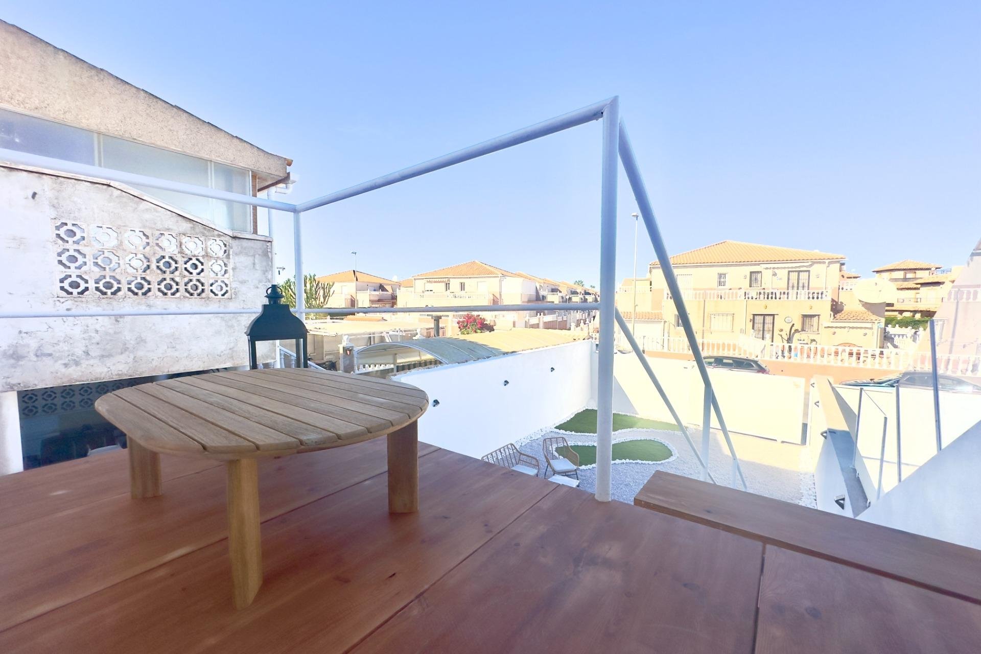 Återförsäljning - Lägenhet / lägenhet - Orihuela Costa - La Regia