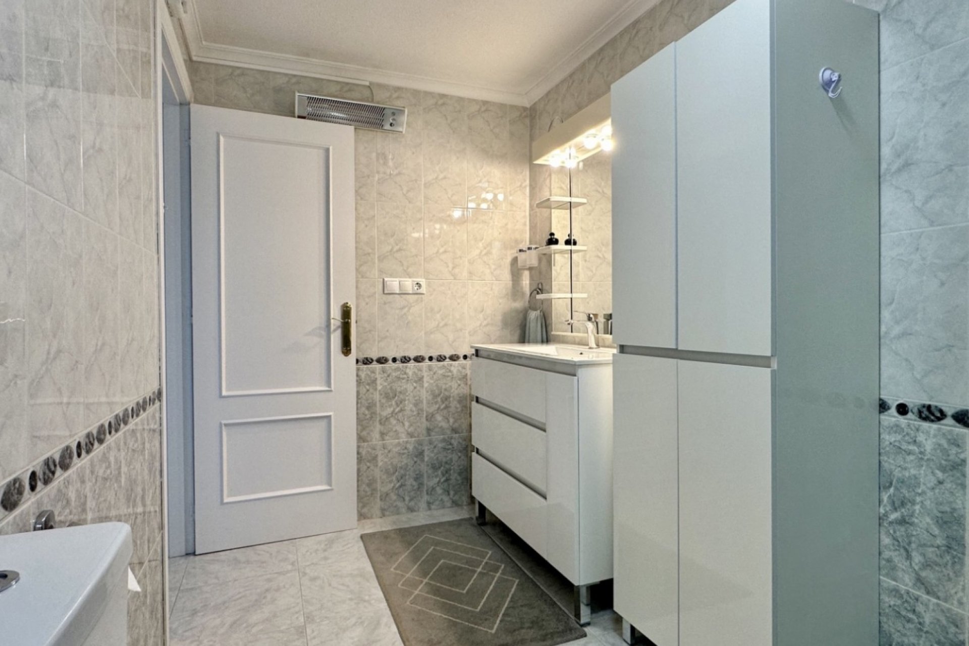 Återförsäljning - Lägenhet / lägenhet - Orihuela Costa - Playa Flamenca