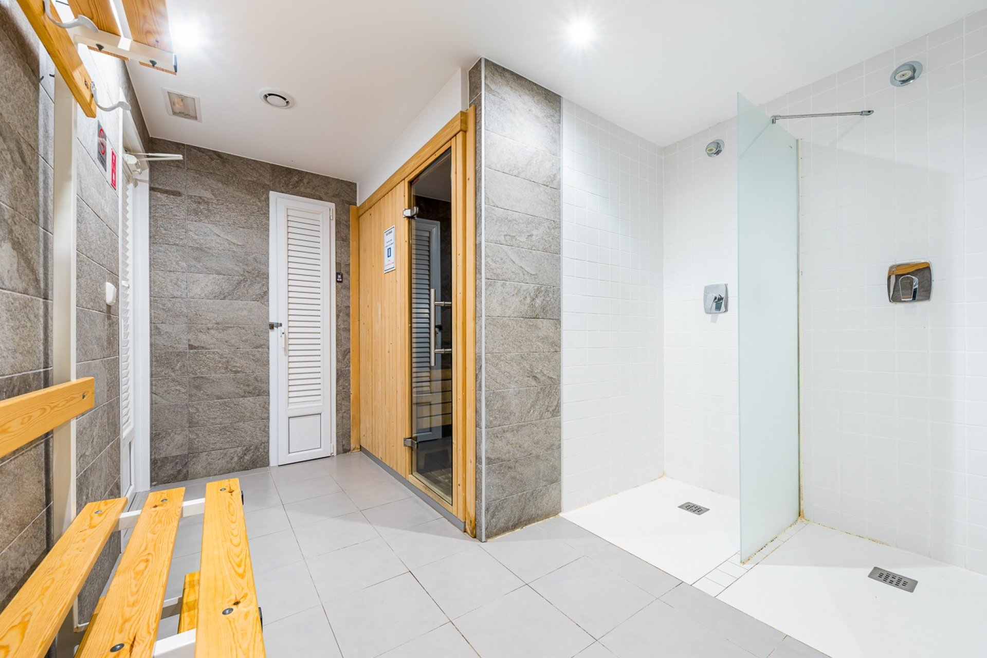 Återförsäljning - Lägenhet / lägenhet - Orihuela Costa - Punta Prima