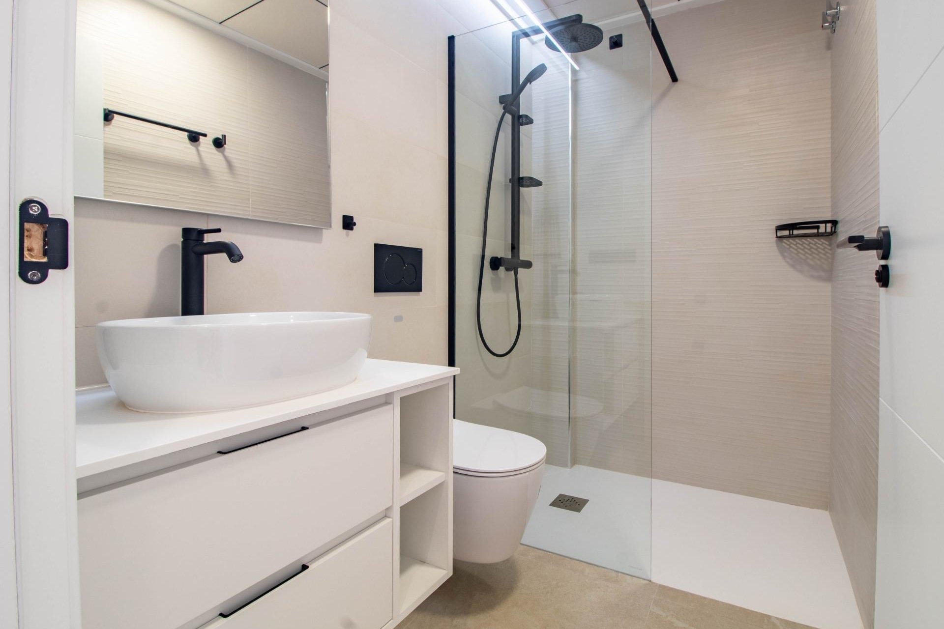 Återförsäljning - Lägenhet / lägenhet - Orihuela Costa - Punta Prima