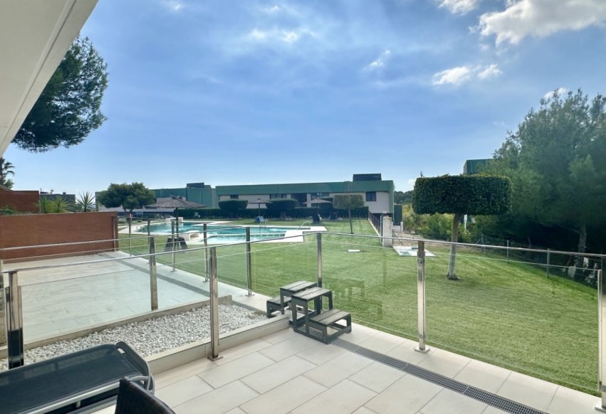 Återförsäljning - Lägenhet / lägenhet - Orihuela Costa - Villamartín