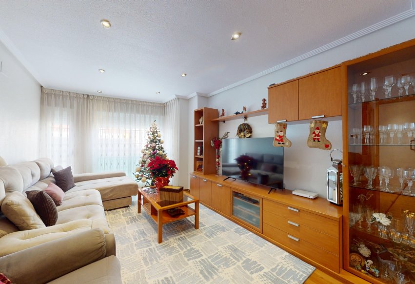 Återförsäljning - Lägenhet / lägenhet - Santa Pola