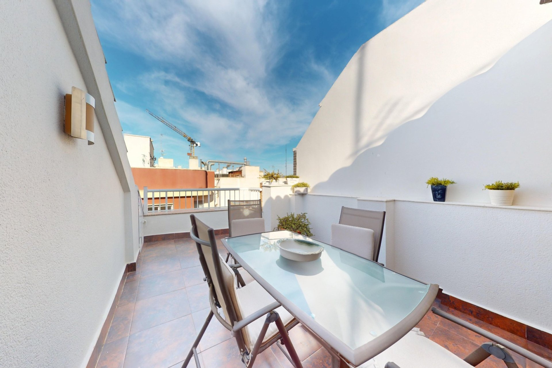 Återförsäljning - Lägenhet / lägenhet - Santa Pola