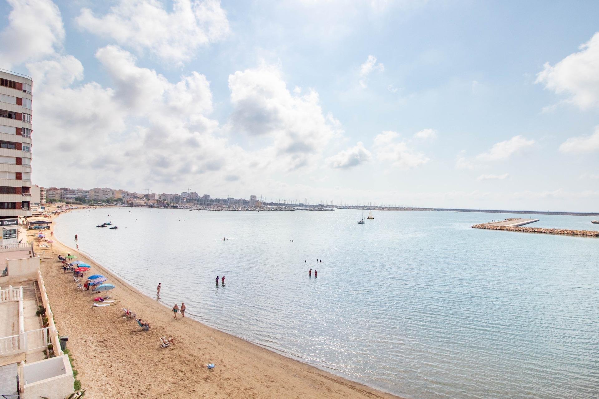 Återförsäljning - Lägenhet / lägenhet - Torrevieja - El Acequión - Los Náufragos
