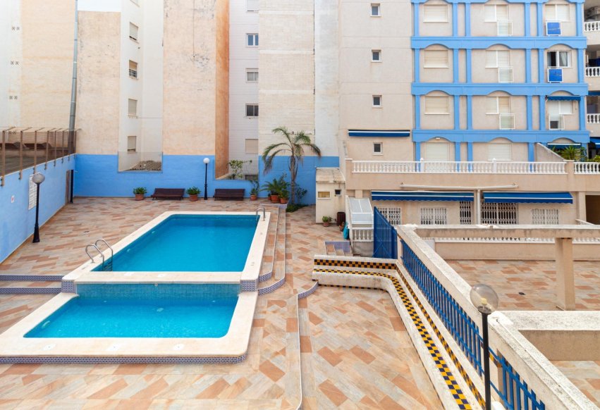 Återförsäljning - Lägenhet / lägenhet - Torrevieja - Playa de los locos