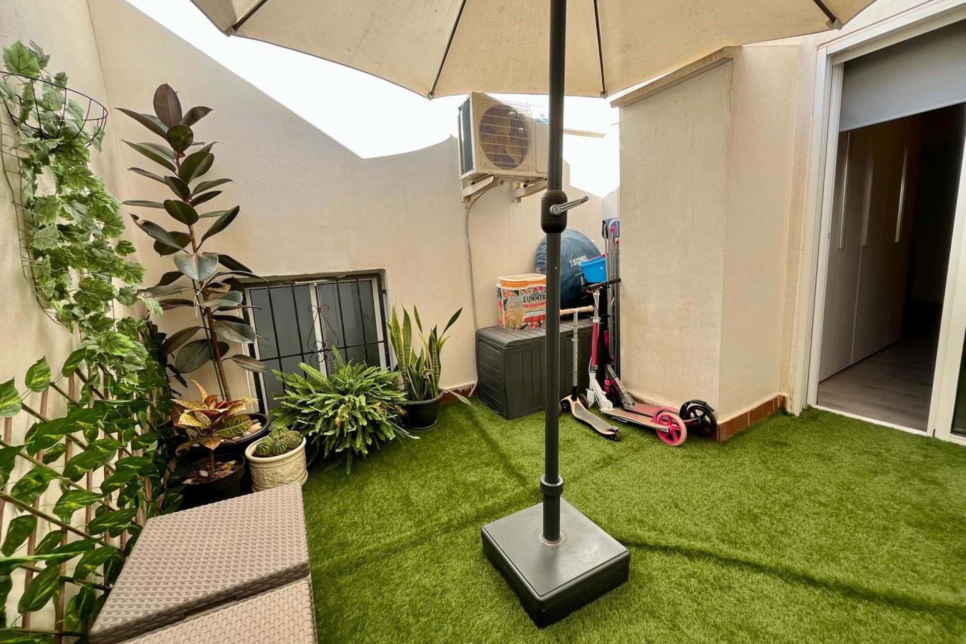 Återförsäljning - Lägenhet / lägenhet - Torrevieja