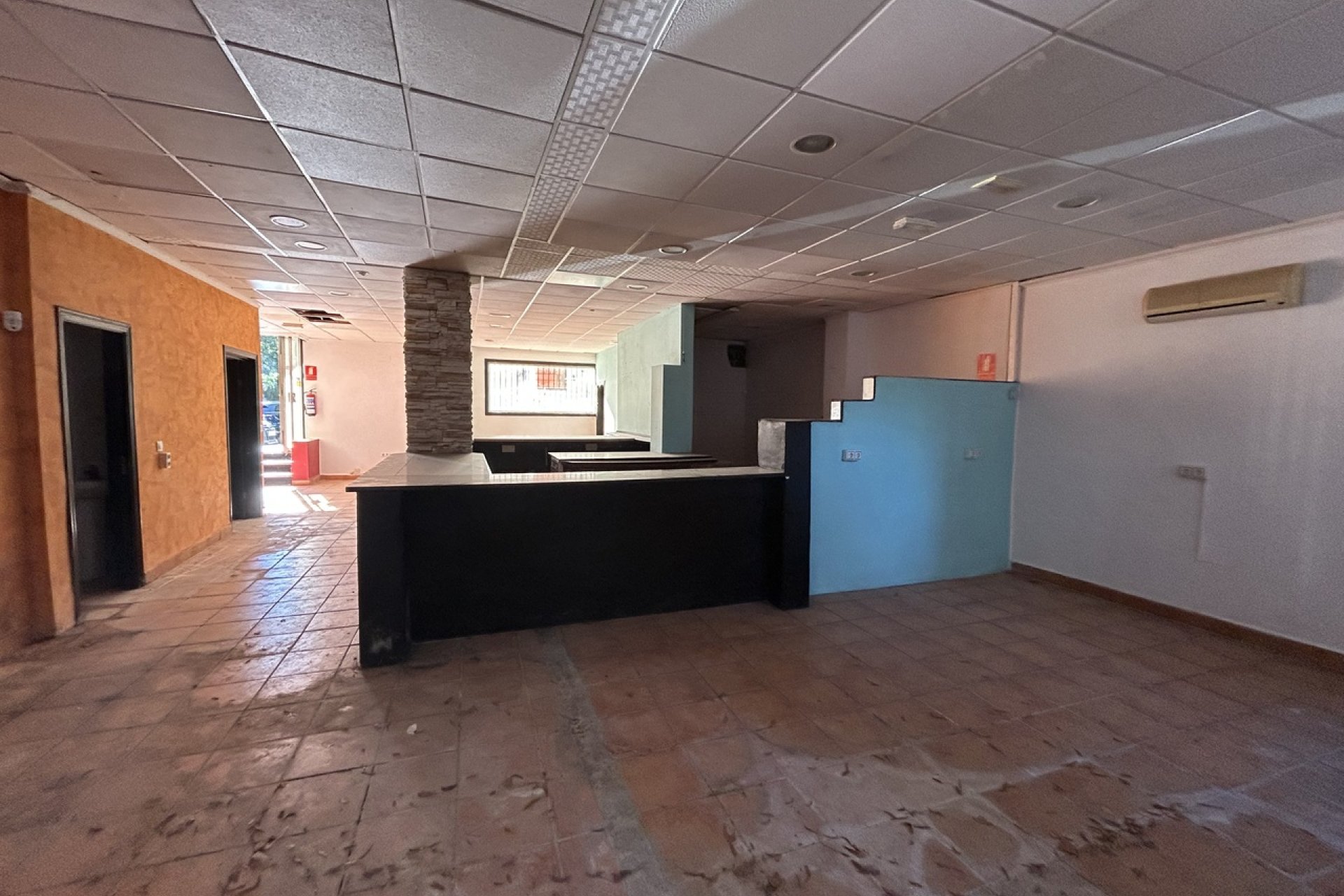 Återförsäljning - Local comercial - Orihuela Costa - Villamartín