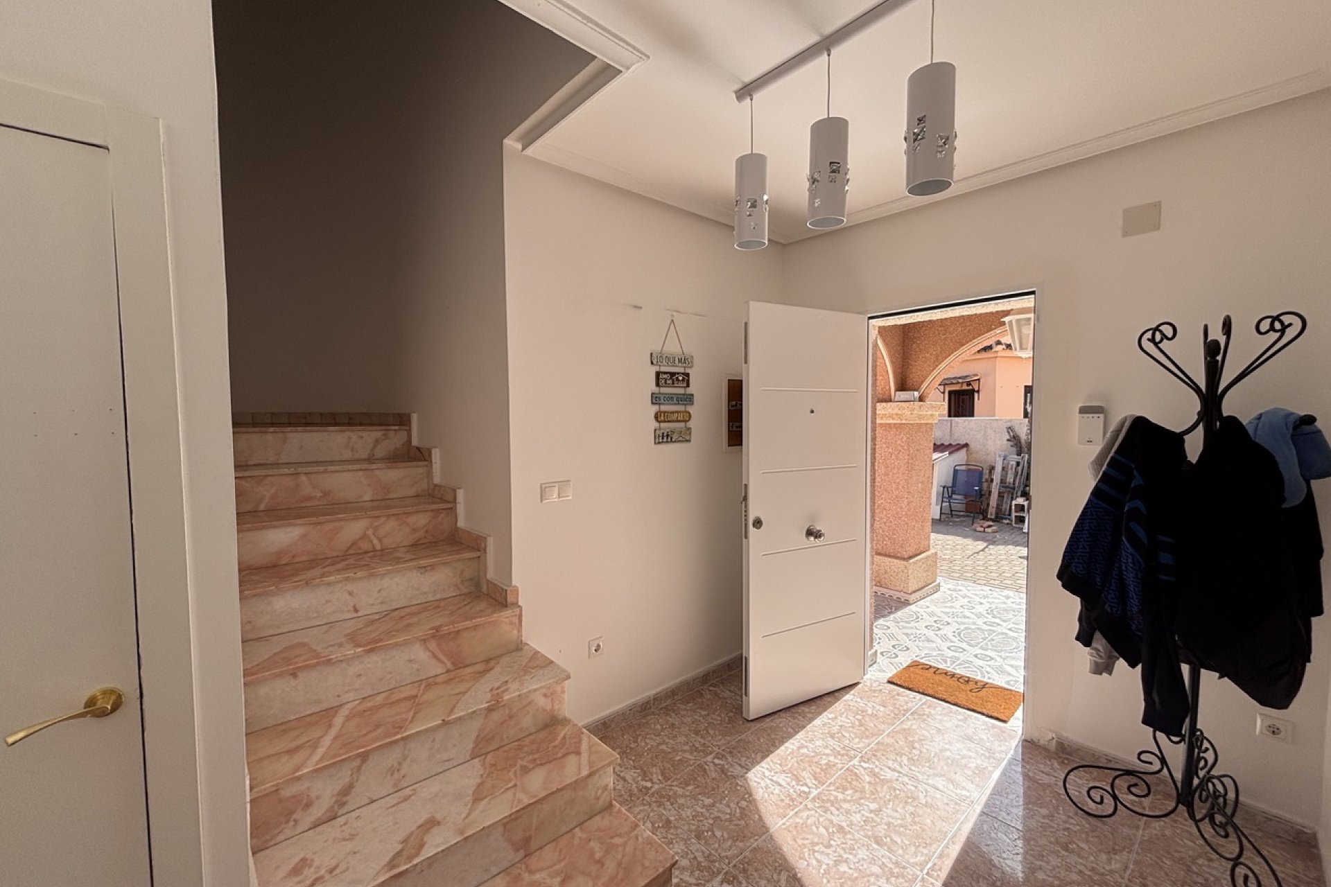 Återförsäljning - Villa - Benijofar