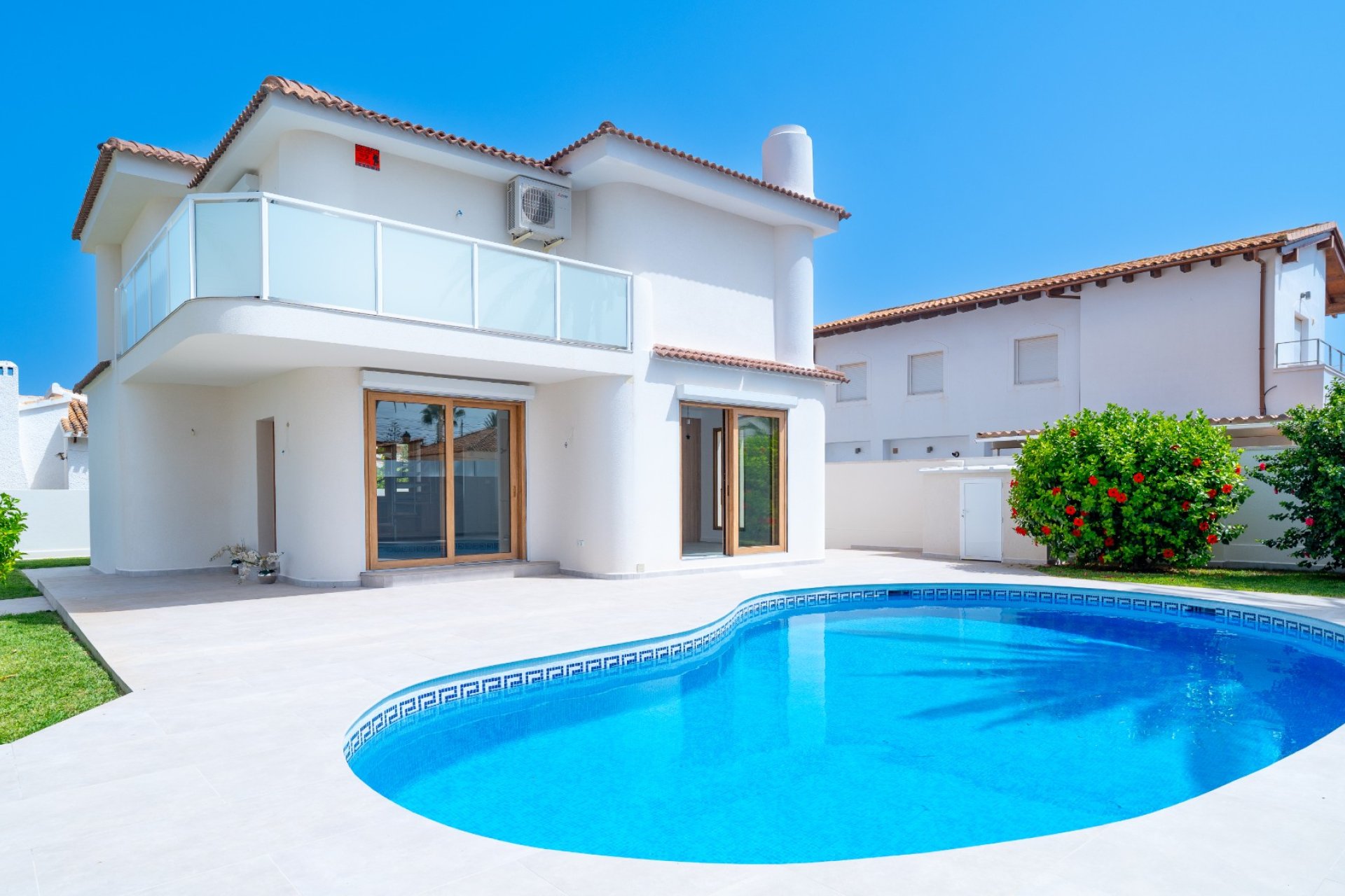 Återförsäljning - Villa - Orihuela Costa - Cabo roig - La Zenia