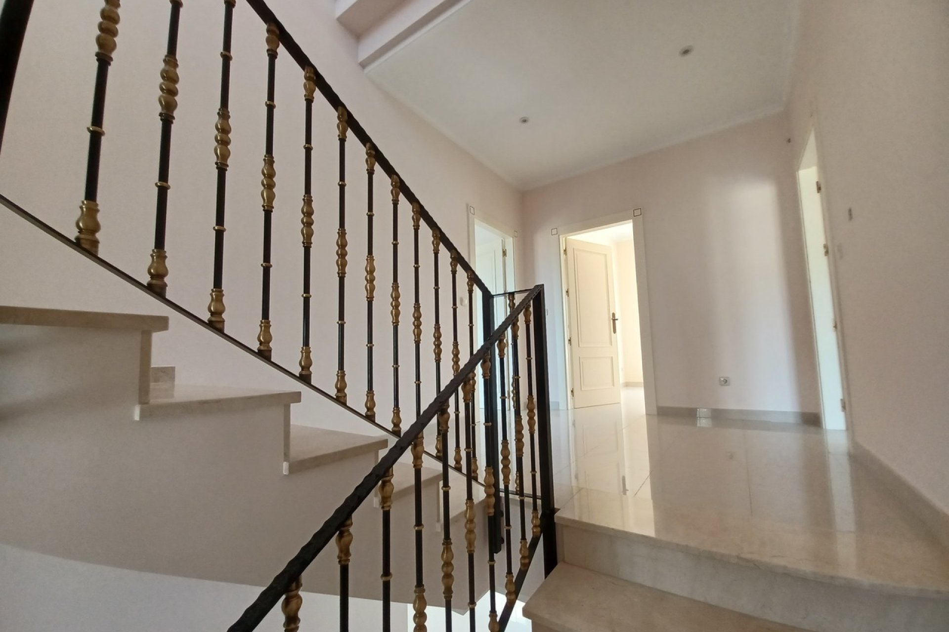 Återförsäljning - Villa - Orihuela Costa - Cabo Roig