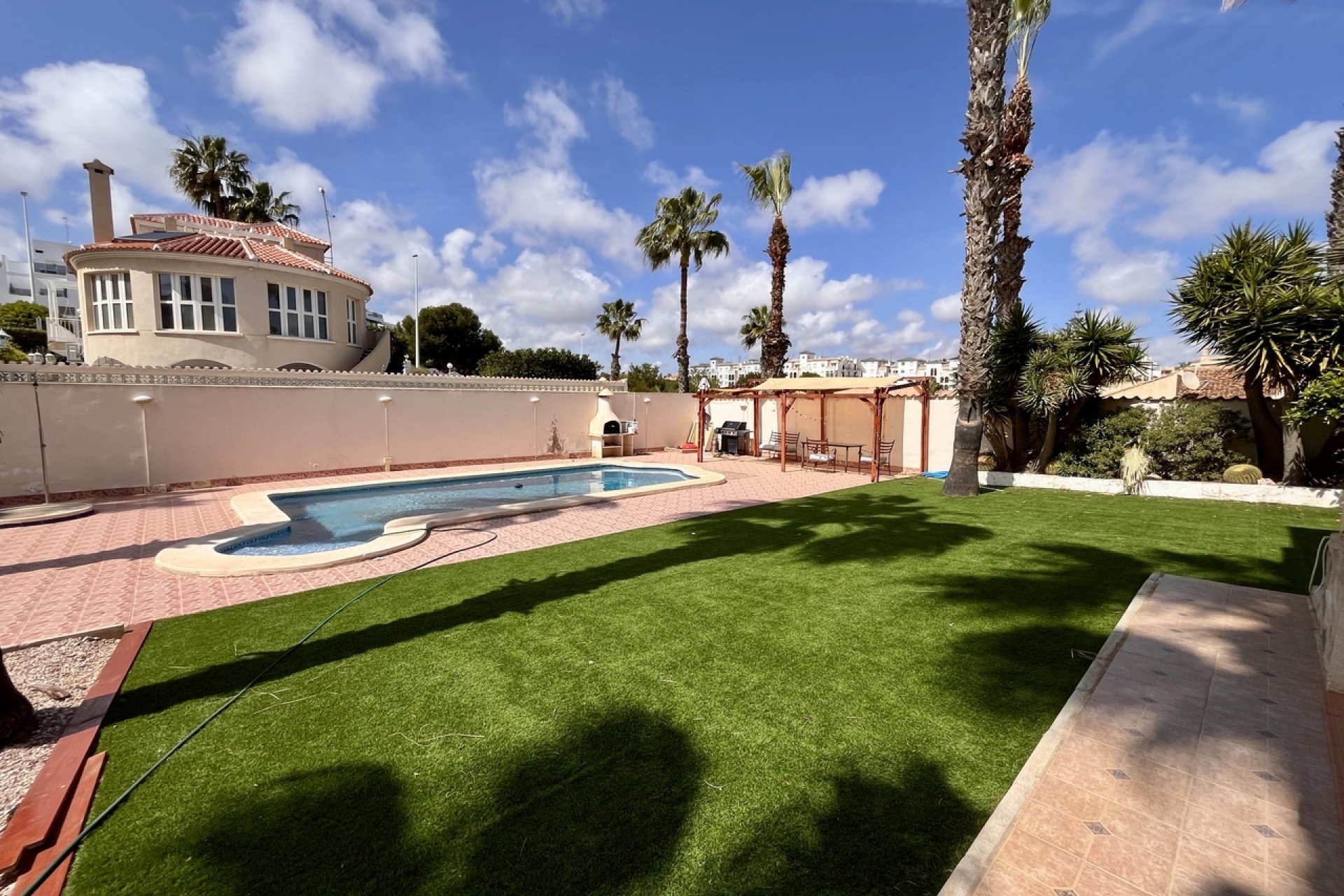 Återförsäljning - Villa - Orihuela Costa - La Zenia
