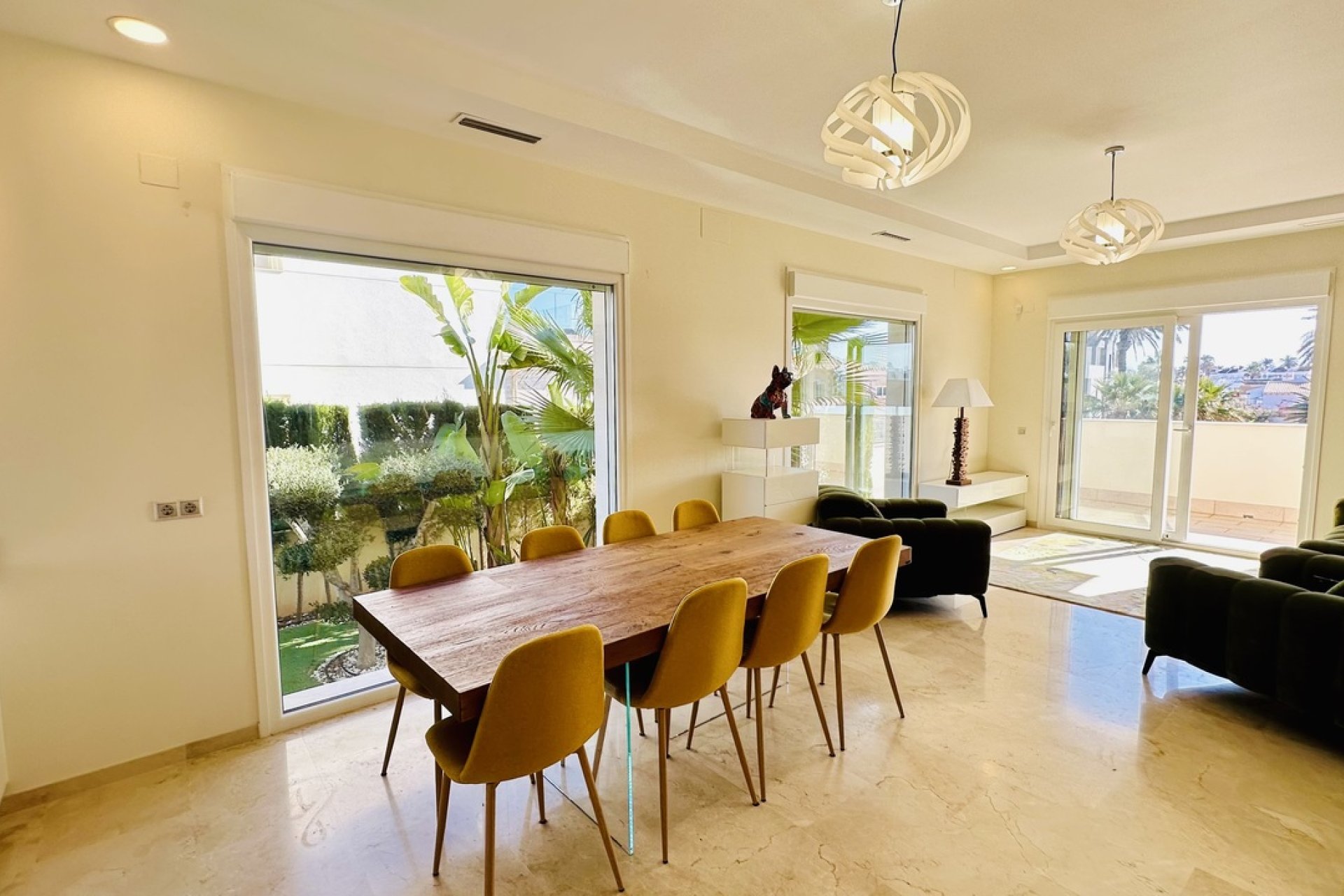 Återförsäljning - Villa - Orihuela Costa - La Zenia