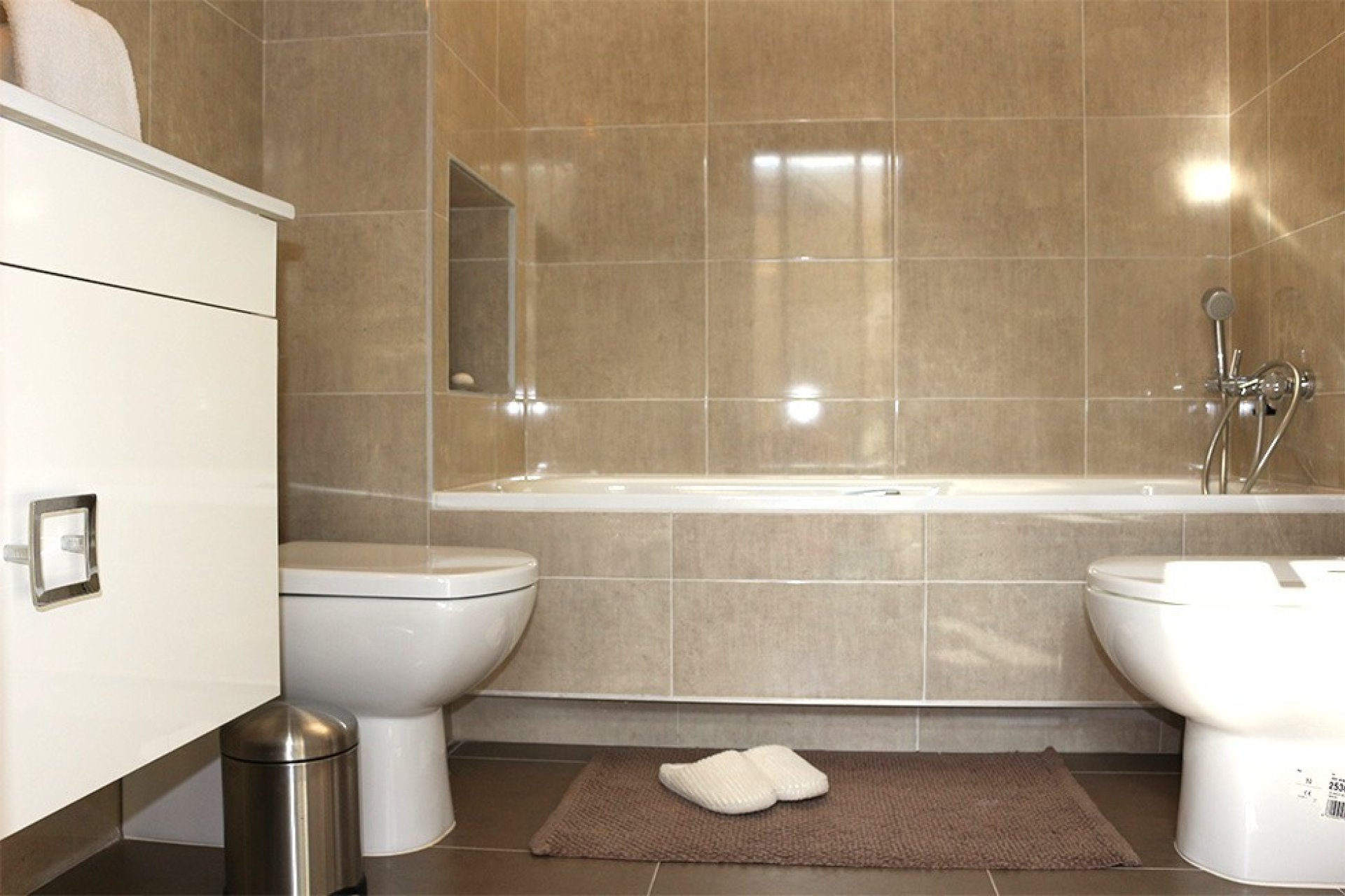 Återförsäljning - Villa - Orihuela Costa - La Zenia