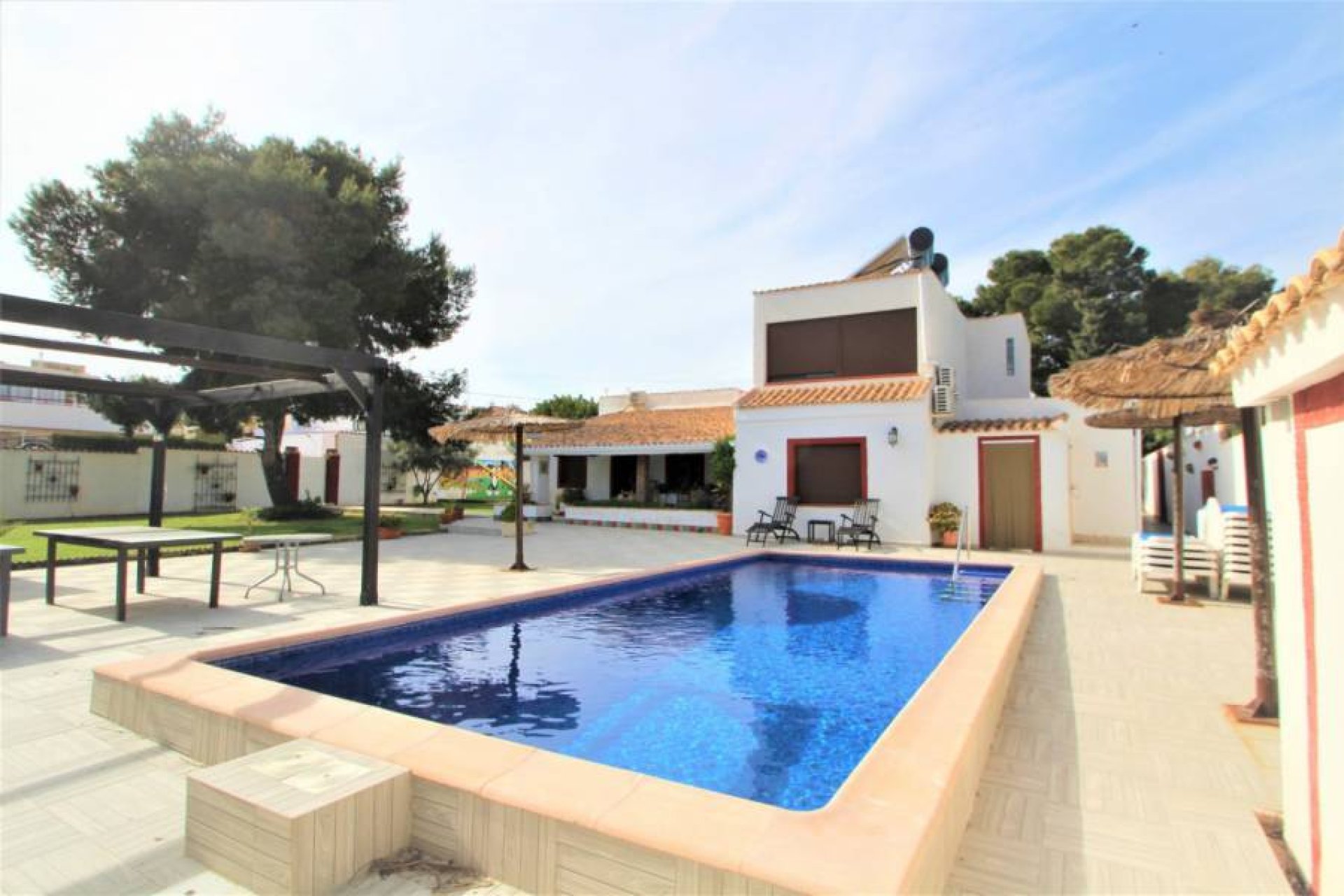 Återförsäljning - Villa - Orihuela Costa - Lomas de Cabo Roig