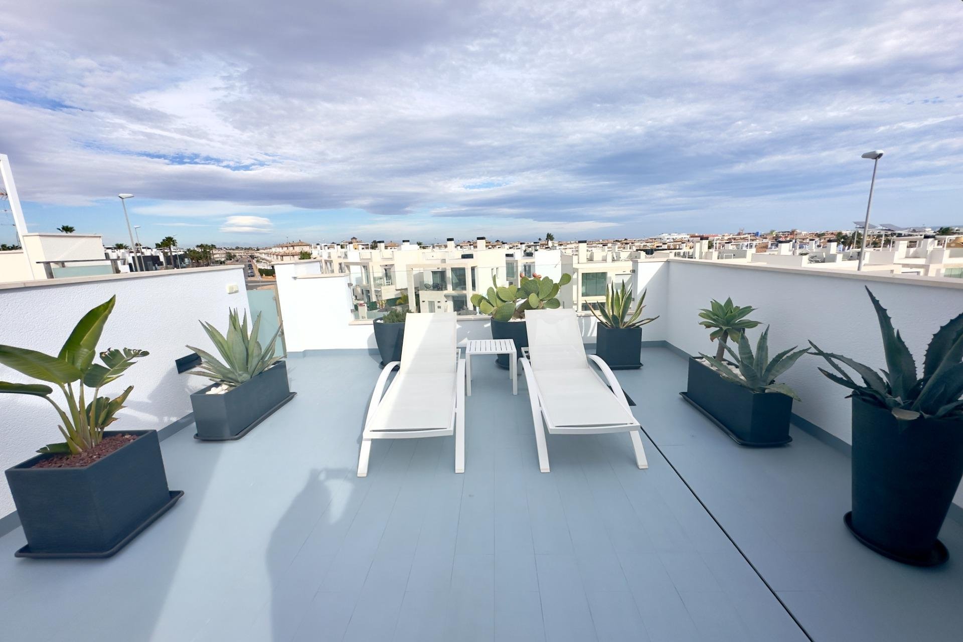 Återförsäljning - Villa - Orihuela Costa - Lomas de Cabo Roig