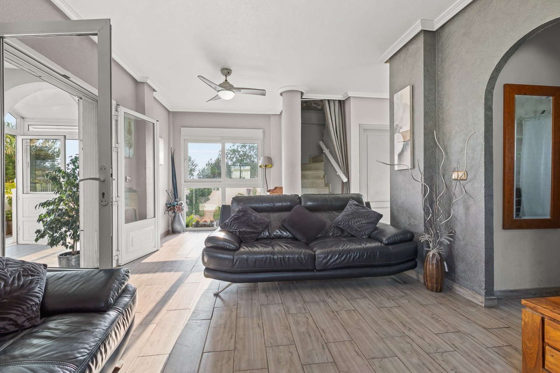 Återförsäljning - Villa - Orihuela Costa - Playa Flamenca