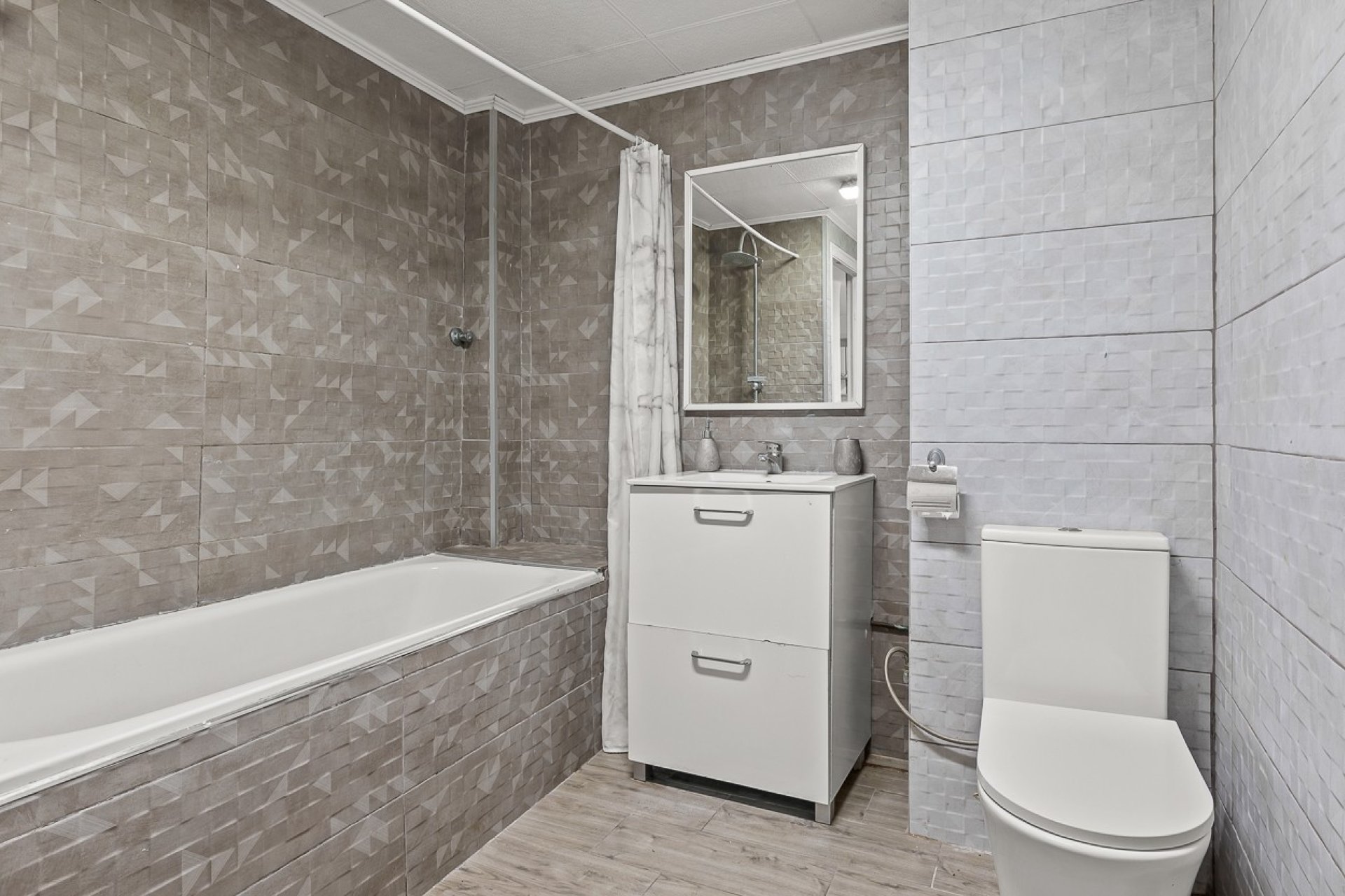 Återförsäljning - Villa - Orihuela Costa - Playa Flamenca