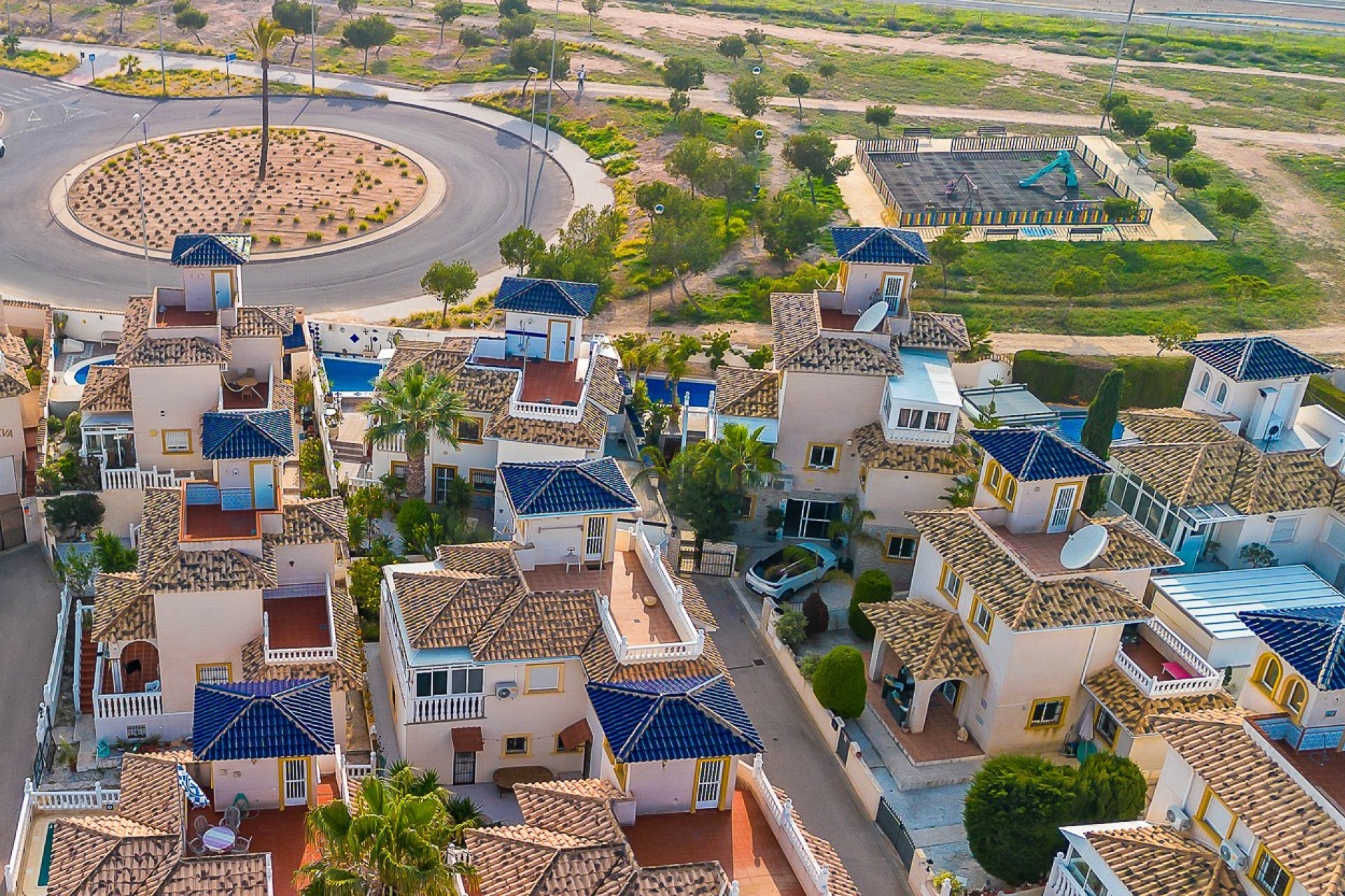 Återförsäljning - Villa - Orihuela Costa - Playa Flamenca