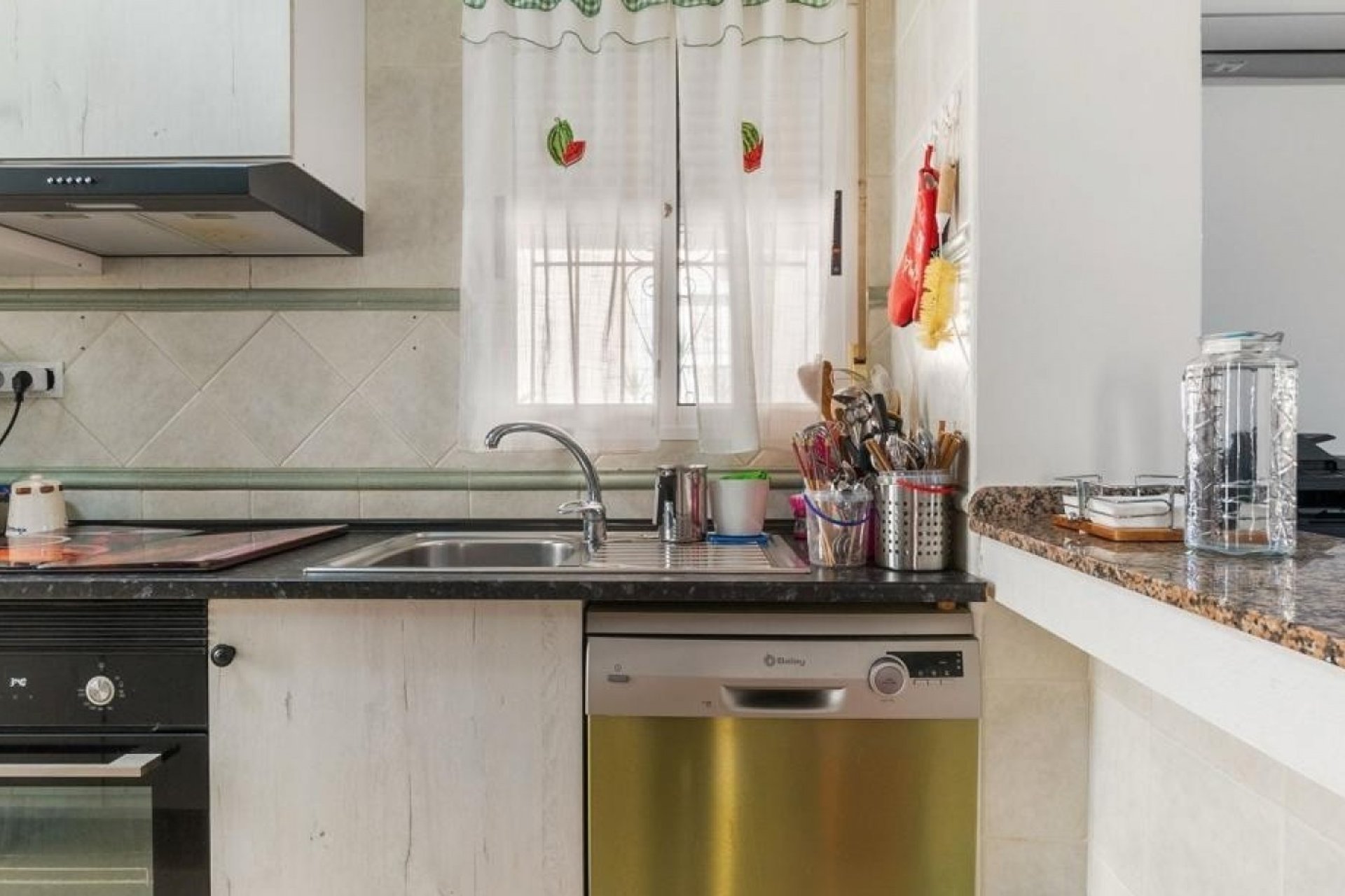 Återförsäljning - Villa - Orihuela Costa - Villamartín