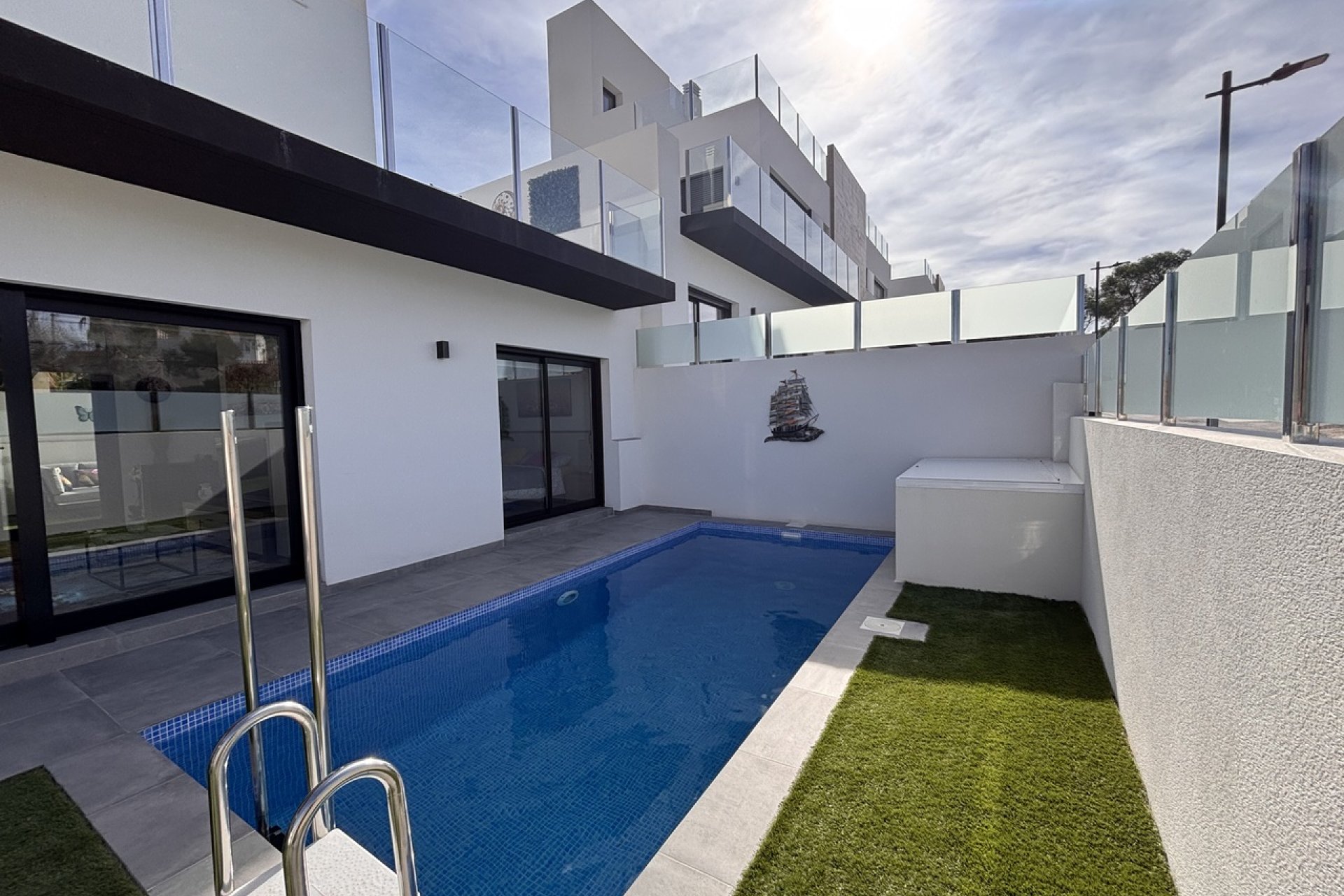 Återförsäljning - Villa - Orihuela Costa - Villamartín