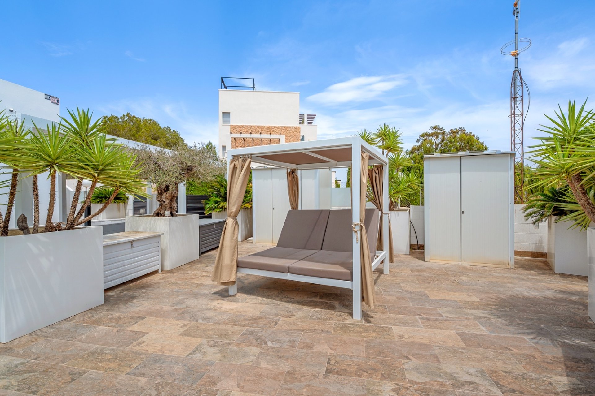 Återförsäljning - Villa - Orihuela Costa - Villamartín