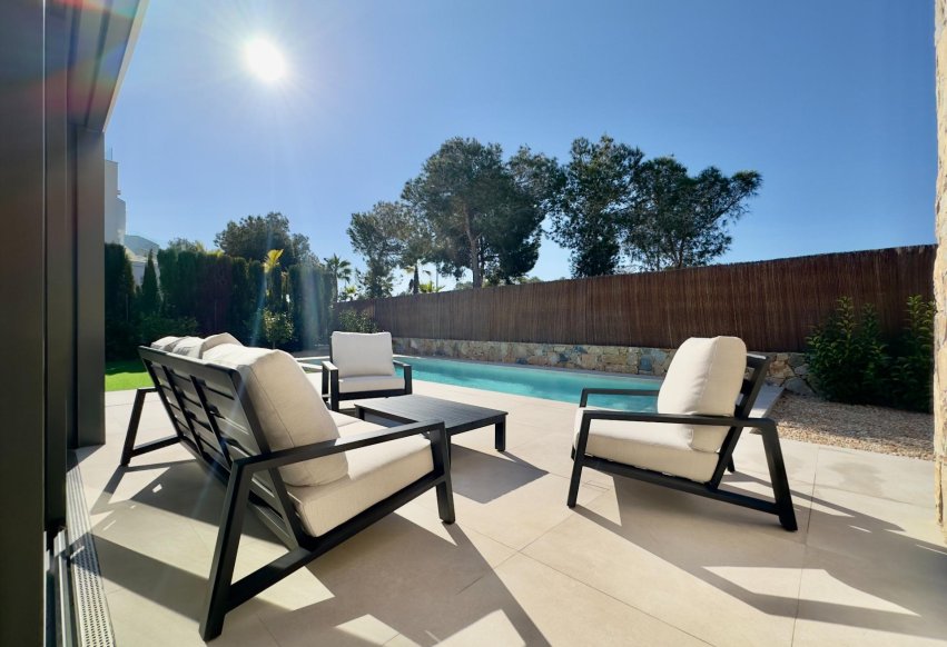 Återförsäljning - Villa - Orihuela - Las Colinas Golf - Country Club