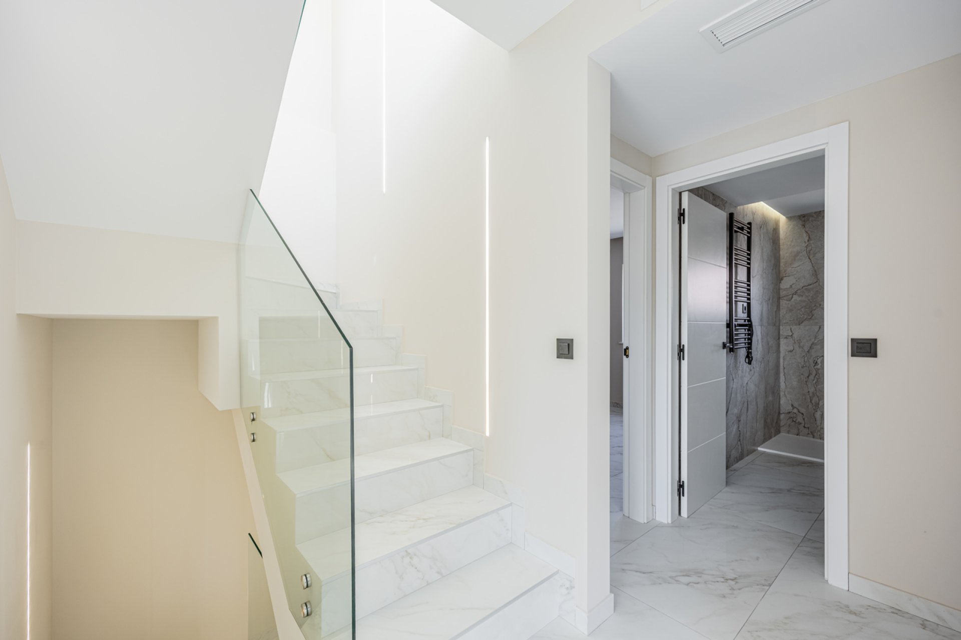 Återförsäljning - Villa - Rojales - Ciudad Quesada