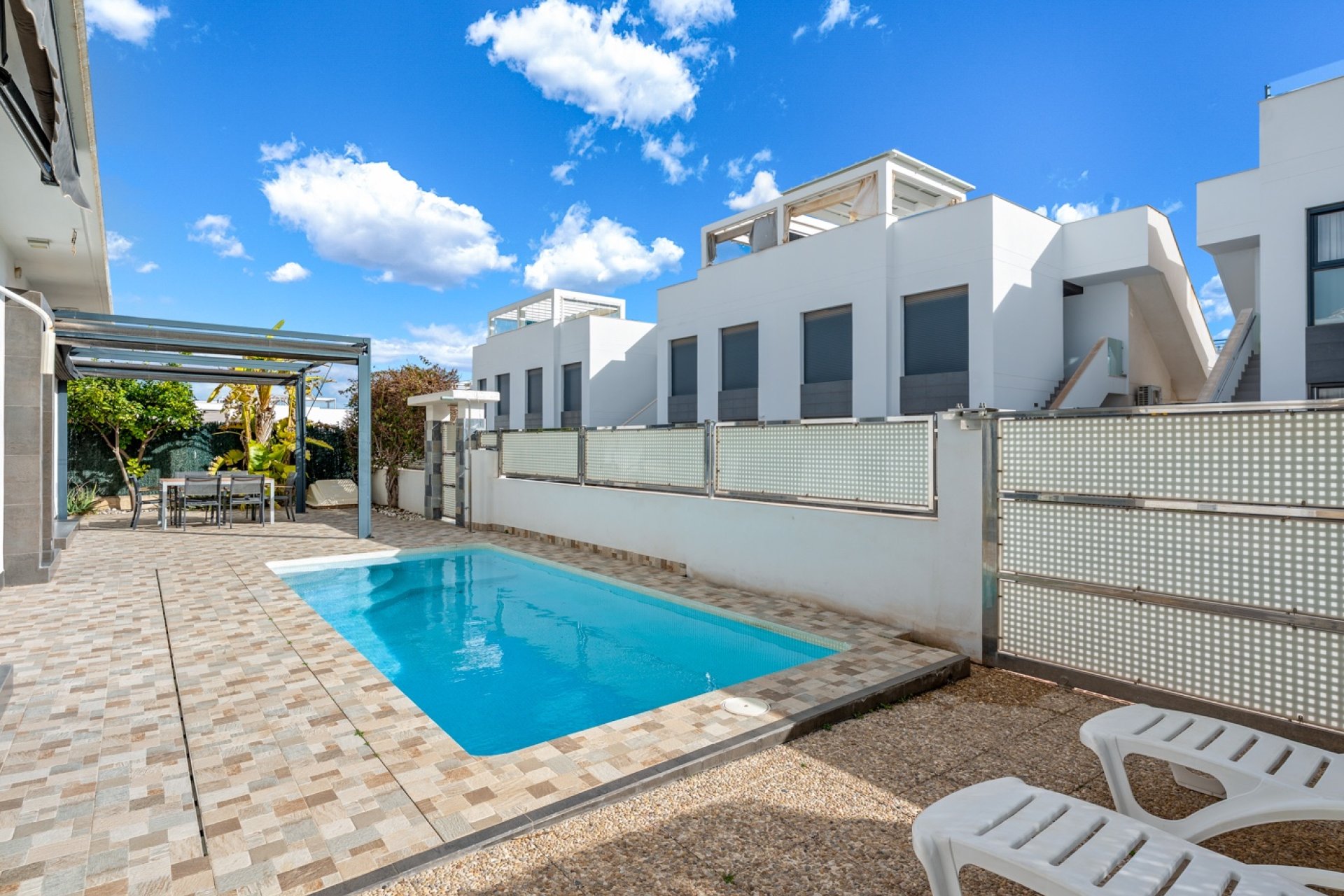 Återförsäljning - Villa - Rojales - Ciudad Quesada