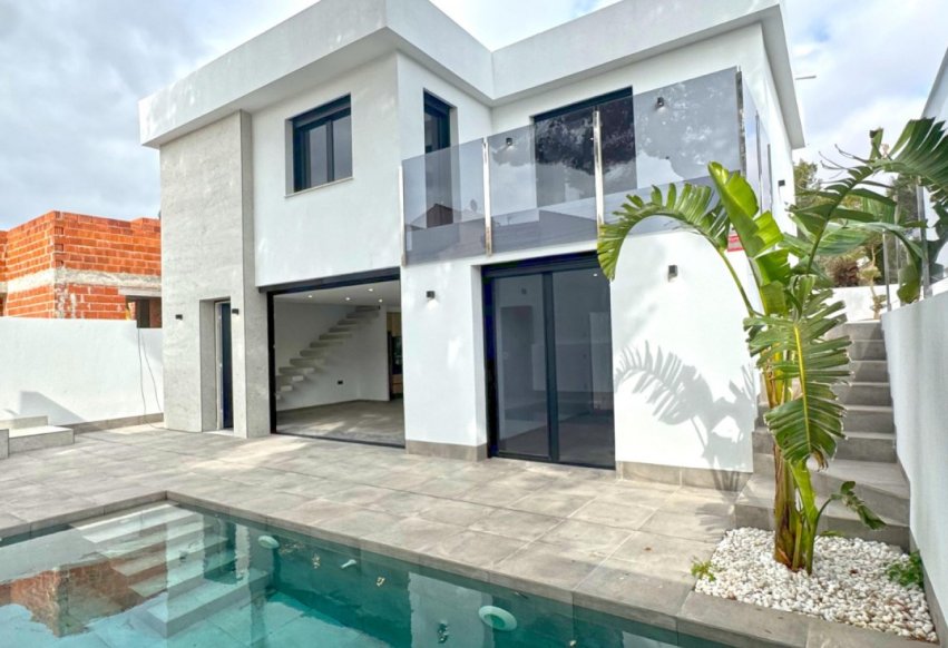 Återförsäljning - Villa - Torrevieja - Los Balcones - Los Altos del Edén