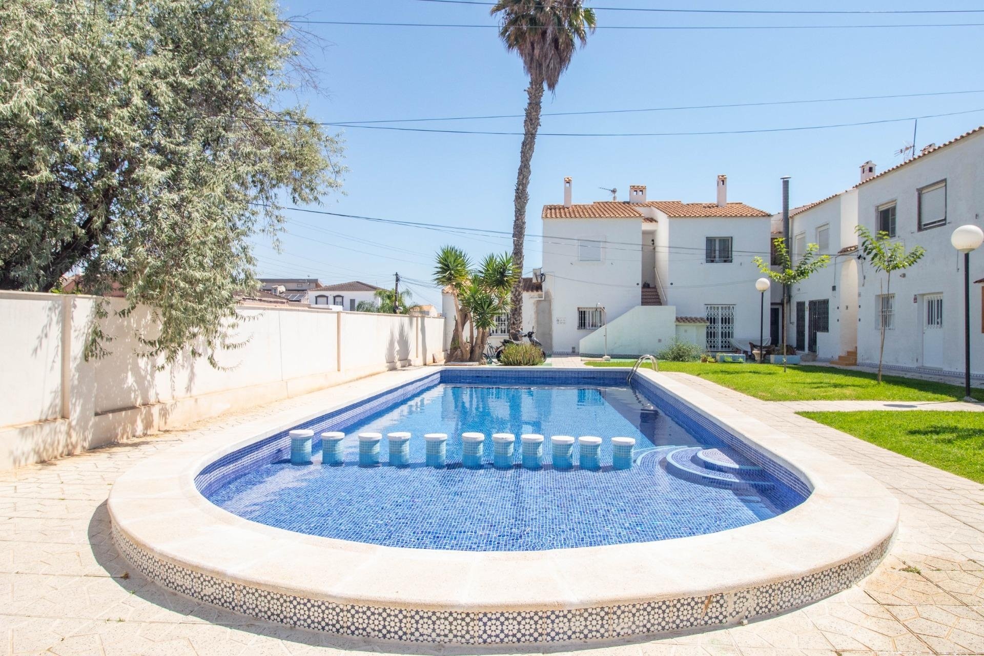 Begagnad - Bungalow - Orihuela Costa - Cabo Roig