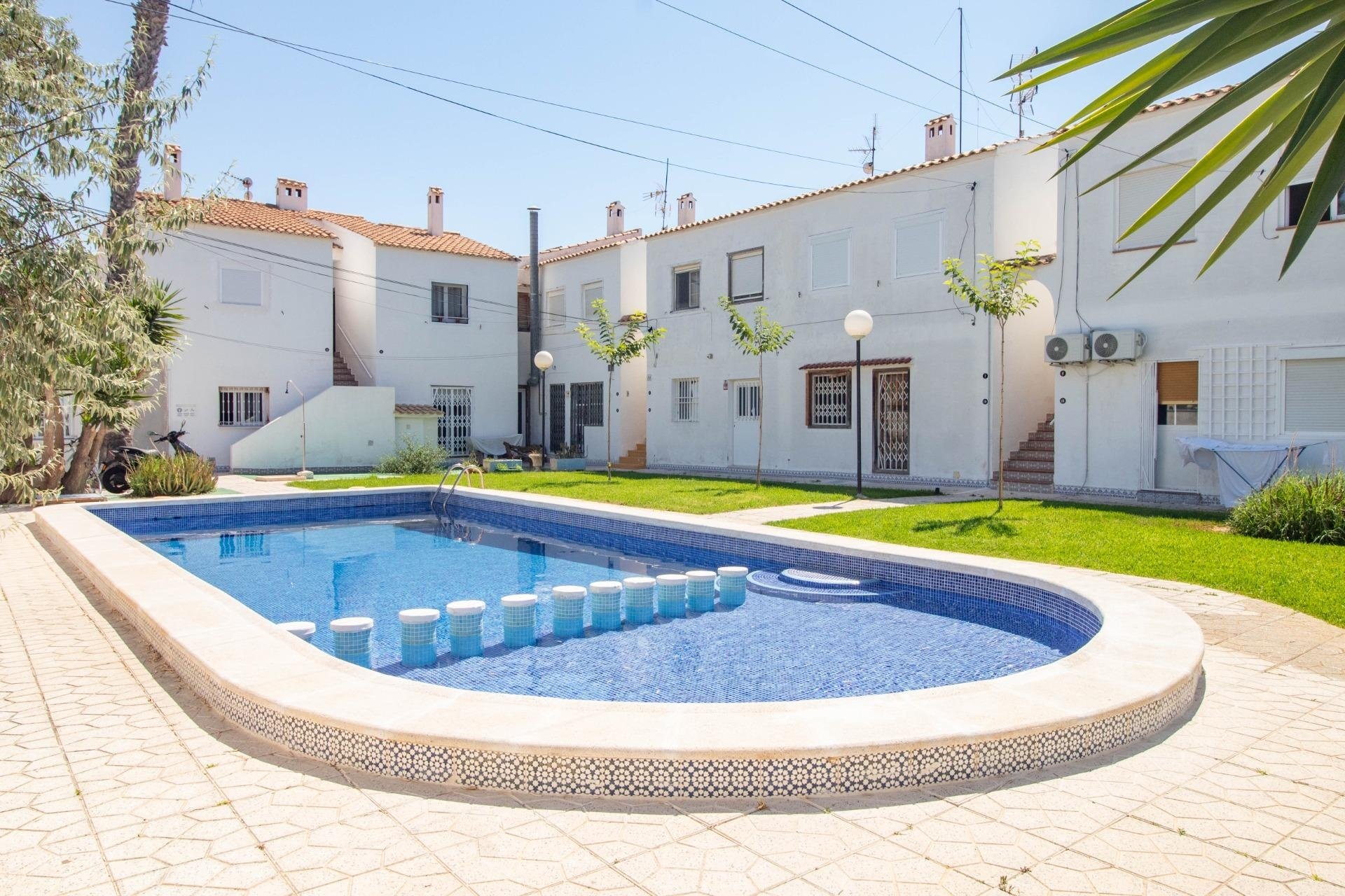 Begagnad - Bungalow - Orihuela Costa - Cabo Roig
