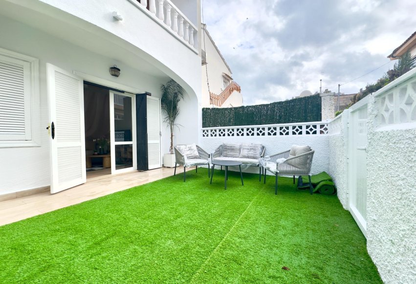 Begagnad - Bungalow - Orihuela Costa - La Regia