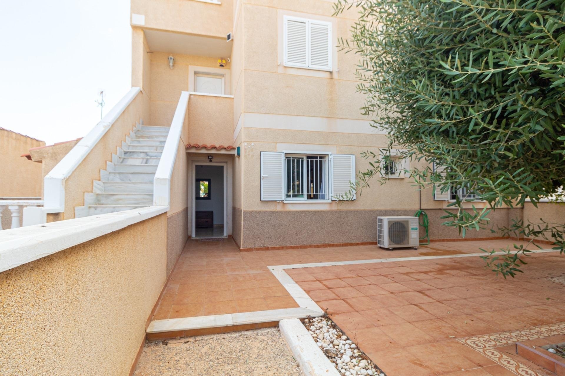 Begagnad - Bungalow - Orihuela Costa - Punta Prima