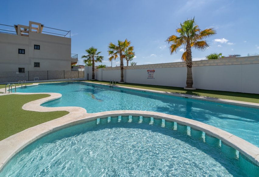 Begagnad - Bungalow - Pilar de la Horadada - Mil Palmeras