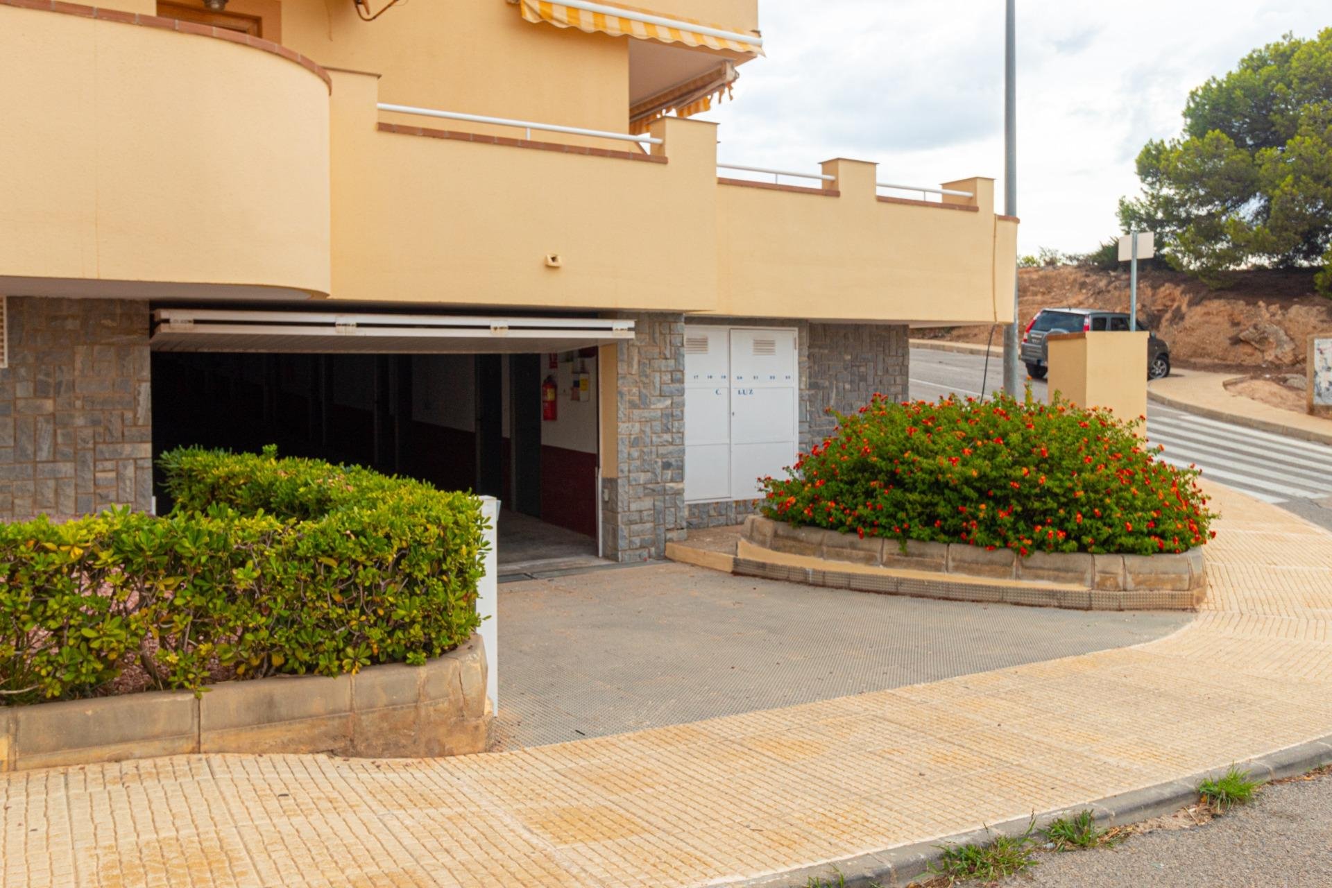 Begagnad - Garage - Orihuela Costa - Aguamarina