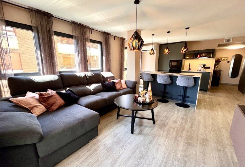 Begagnad - Lägenhet / lägenhet - Almoradí