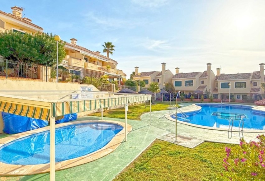 Begagnad - Lägenhet / lägenhet - Orihuela Costa - Lomas de Cabo Roig