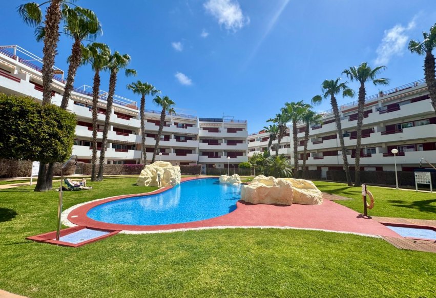 Begagnad - Lägenhet / lägenhet - Orihuela Costa - Punta Prima