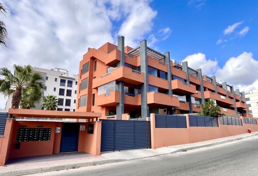 Begagnad - Lägenhet / lägenhet - Orihuela Costa - Villamartín