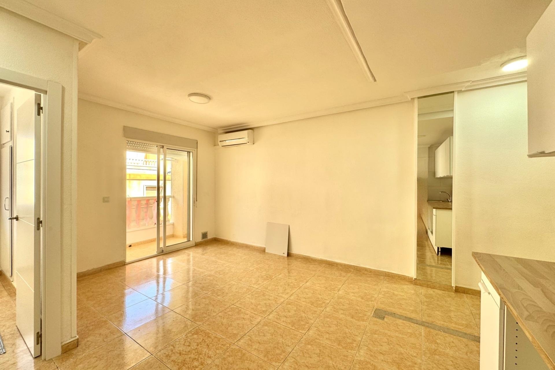 Begagnad - Lägenhet / lägenhet - Torrevieja - Centro