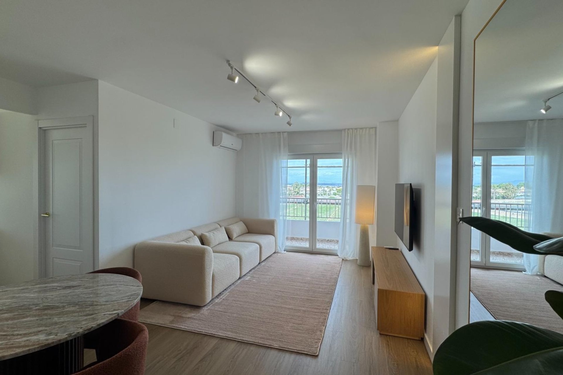 Begagnad - Lägenhet / lägenhet - Torrevieja - Punta Prima